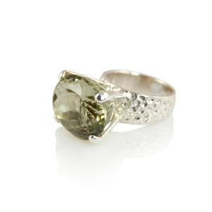KenSuJewelry Hammered Prong Ring Oval Horizontal Green Amethyst