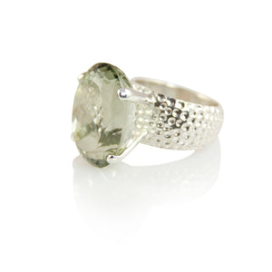 KenSuJewelry Hammered Prong Ring Oval Vertical Green Amethyst