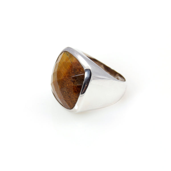 D'Estree Louise Petal Tiger's-eye Ring in Metallic