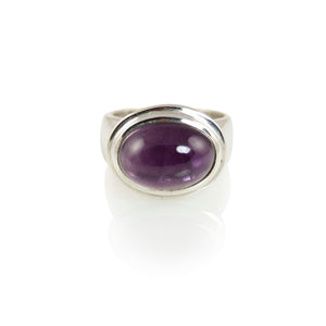 KenSuJewelry Bowl Ring with Thick Border and Oval Horizontal Amethyst