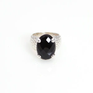 KenSu Jewelry Ring Prong Black Onyx Big Front