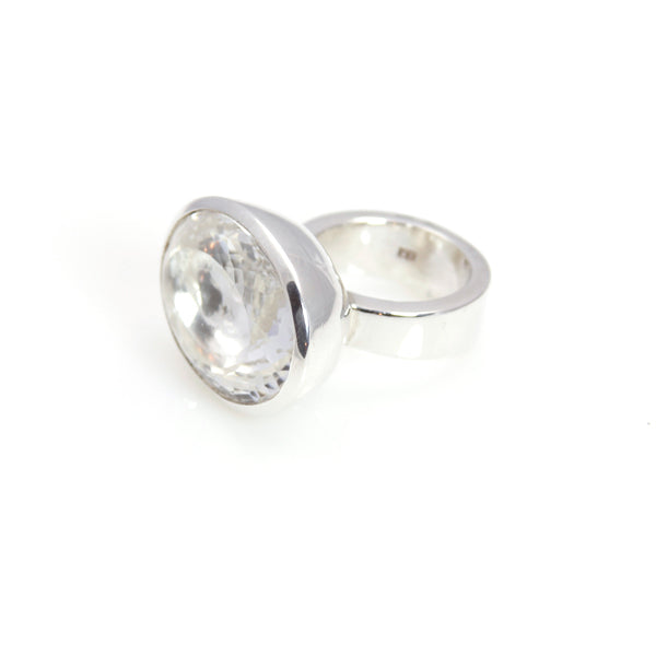Ring - Bowl Crystal Quartz Brillant Oval Cut Sterling Silver