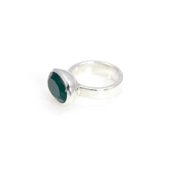 Ring - Bowl Green Agate Oval Brillant Cut Sterling Silver